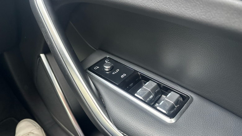 Jaguar F-Pace 2.0 D200 R-Dynamic S 5dr Auto AWD Diesel Estate